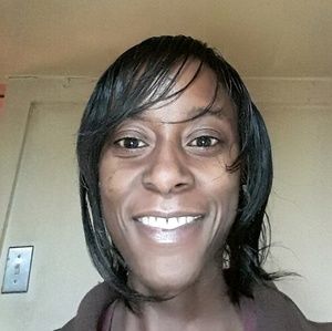 Meet your Posher, Nakia