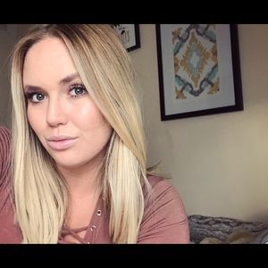 Meet your Posher, Allie