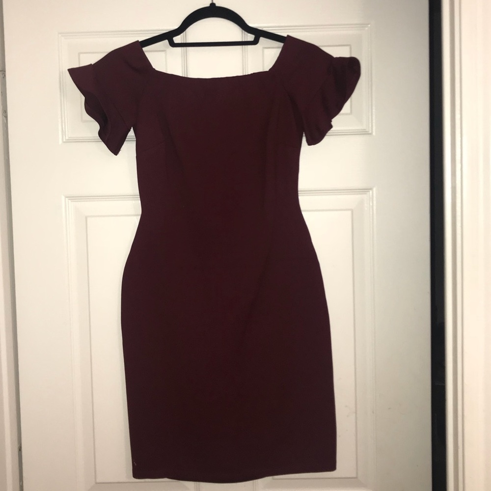 Gianni Bini maroon off the shoulder dress