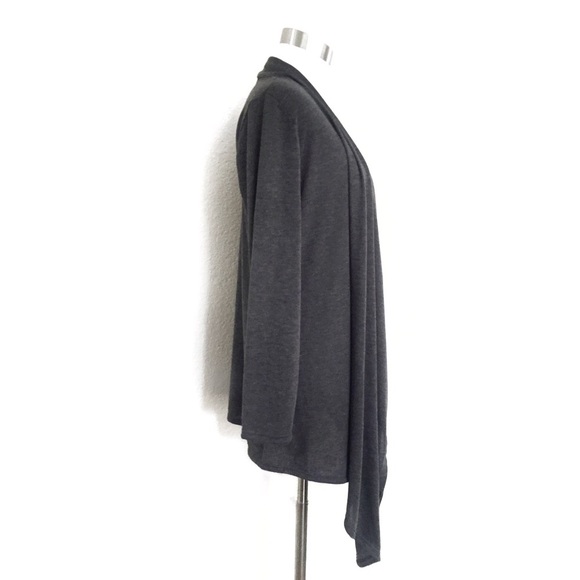 HP 🎉Charcoal Gray Sidetail Cardigan - Picture 2 of 4