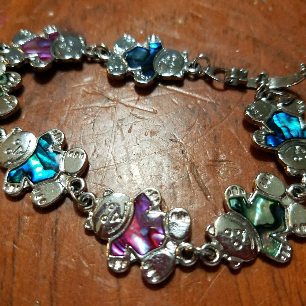 bear bracelet