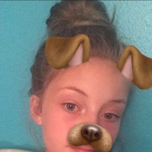 Meet your Posher, April