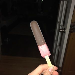 Meet your Posher, Lacy