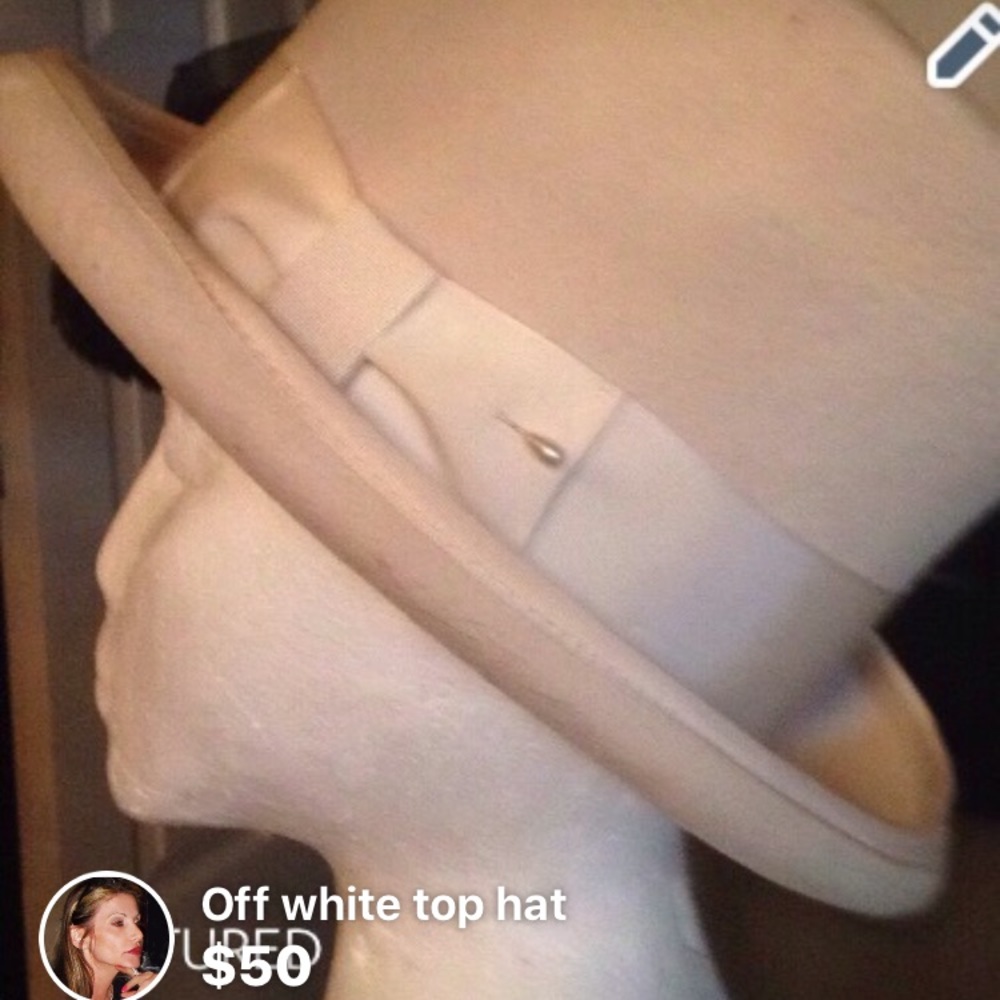 Off White Top Hat - image 1