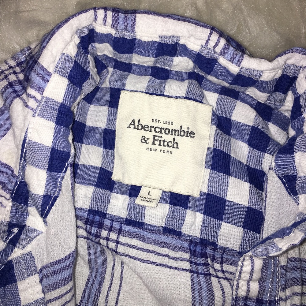 Abercrombie & Fitch blue and white plaid