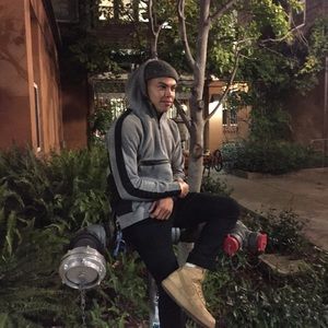 Meet your Posher, Omega