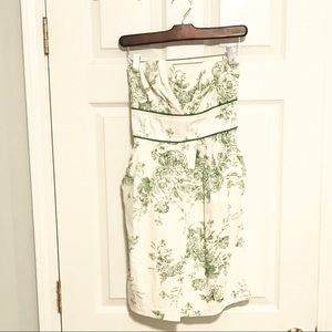 ❄️Beautiful Strapless Dress. Excellent Condition❄️