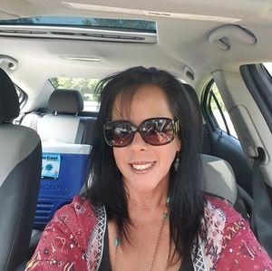 Meet your Posher, Renee