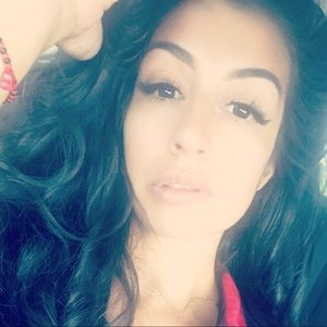 Meet your Posher, Hazel