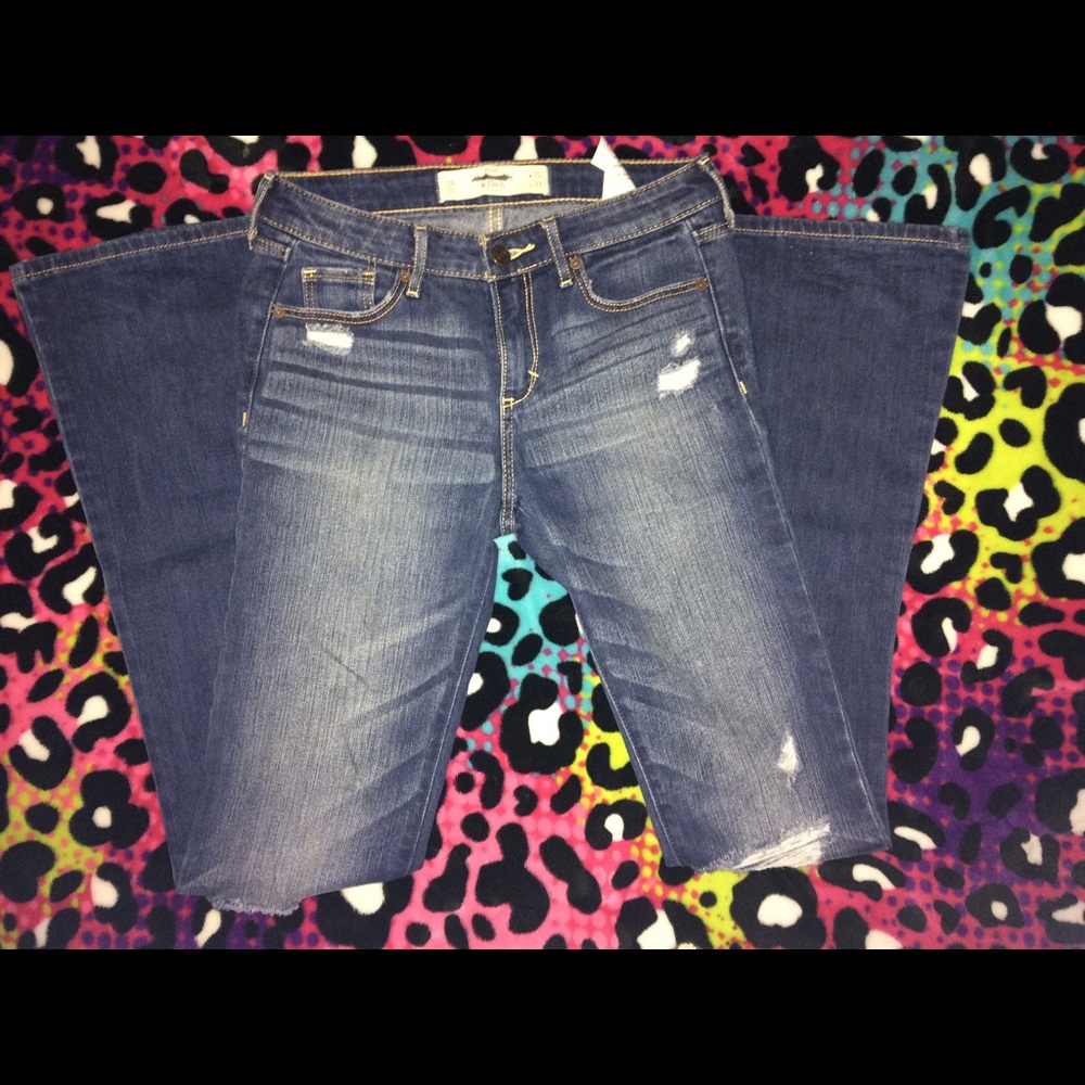 🎀ladies Abercrombie & fitch jeans. NWOT🎀