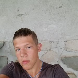 Meet your Posher, Dylan