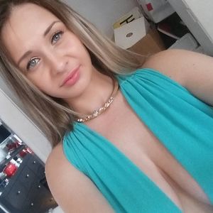 Meet your Posher, Paula