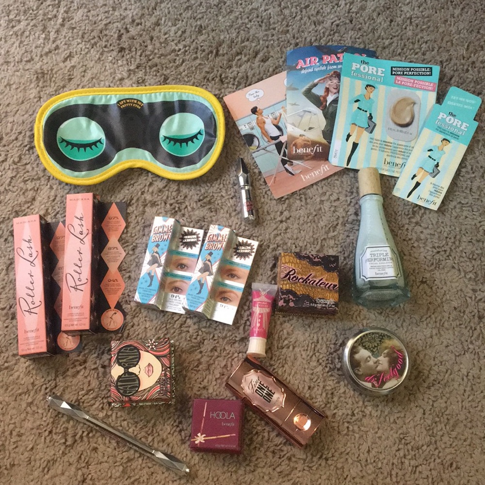 ALL NEW Benefit Cosmetics huge bundle