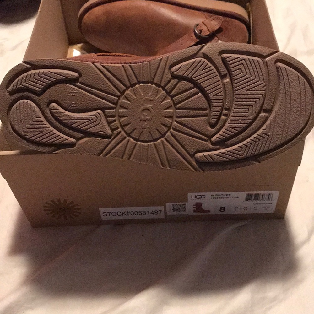 Special Edition UGG boot - Picture 2 of 6