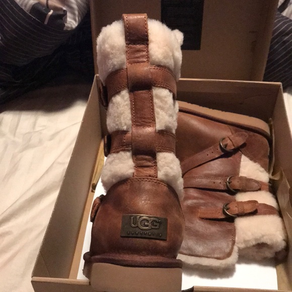 Special Edition UGG boot - Picture 3 of 6