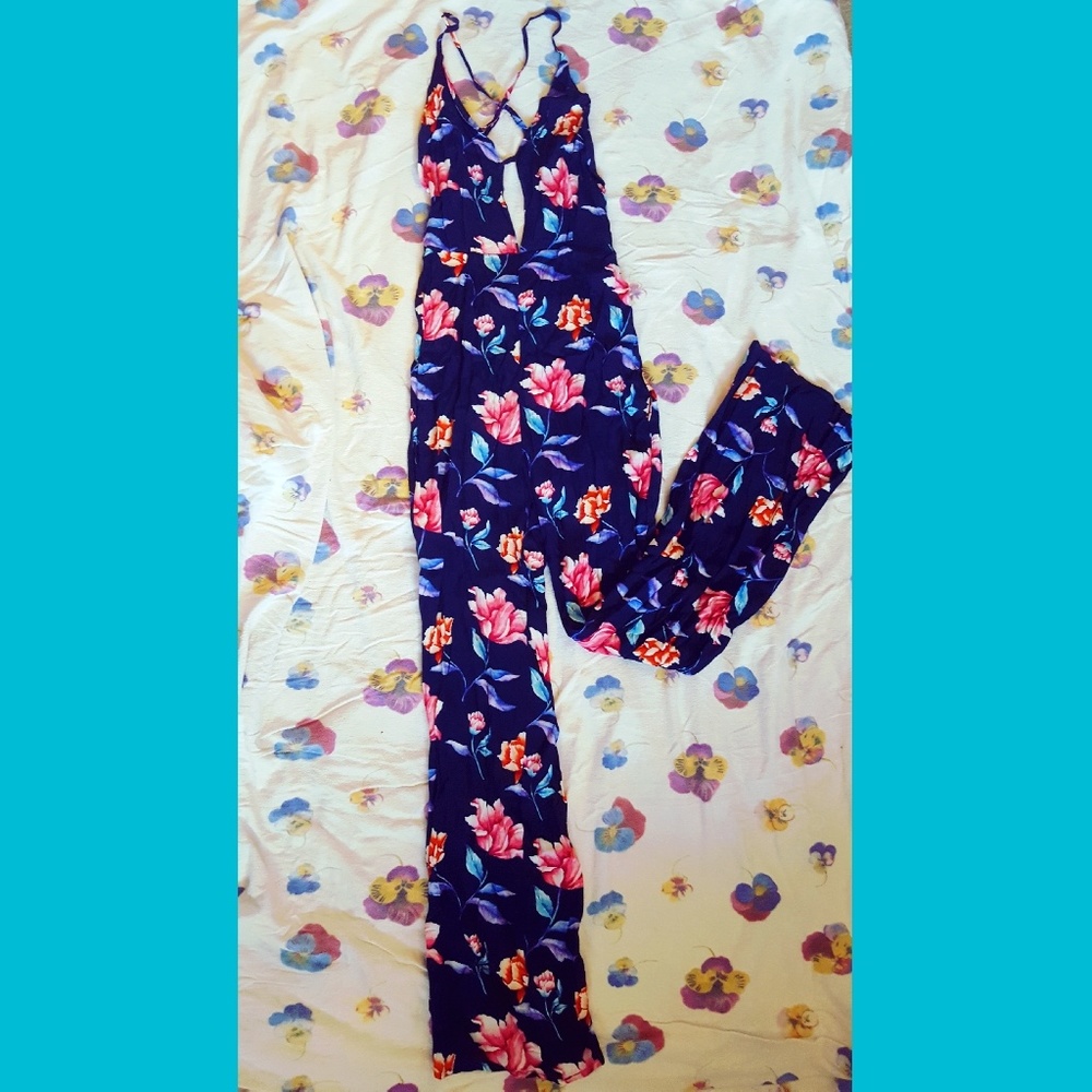 Strappy Floral Jumpsuit - Picture 2 of 4