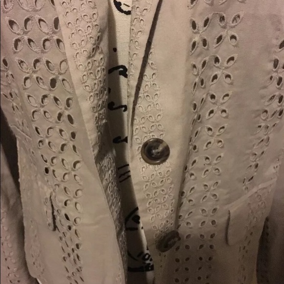 J.Crew Eyelet Blazer Size 8 - Picture 3 of 5