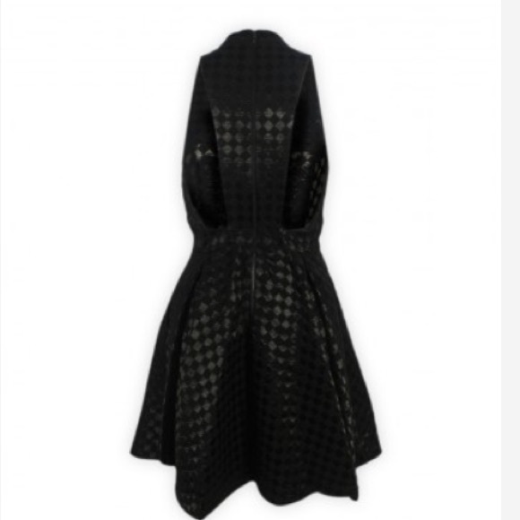 NWT Alice + Olivia Winter Checked Dress $484. Sz 4 - Picture 2 of 8