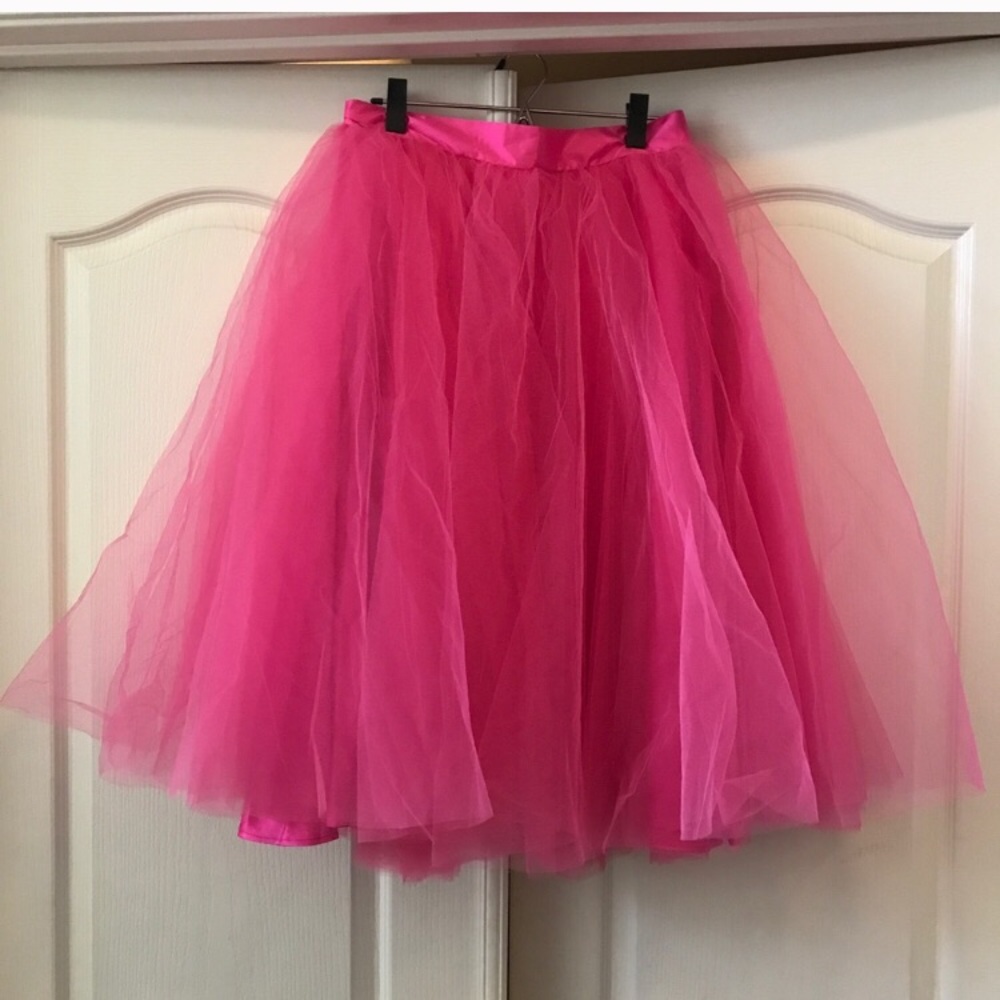 Space 46 Boutique Hot Pink Skirt for @juliet559 💕
