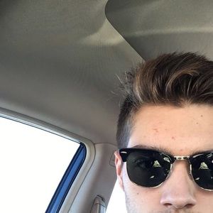 Meet your Posher, Austin
