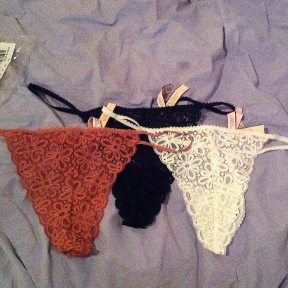 3 pairs of NWT Victoria's Secret v-string thongs