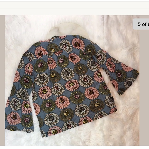 Ann Taylor Loft Women's Blouse Size: Small - Picture 4 of 5