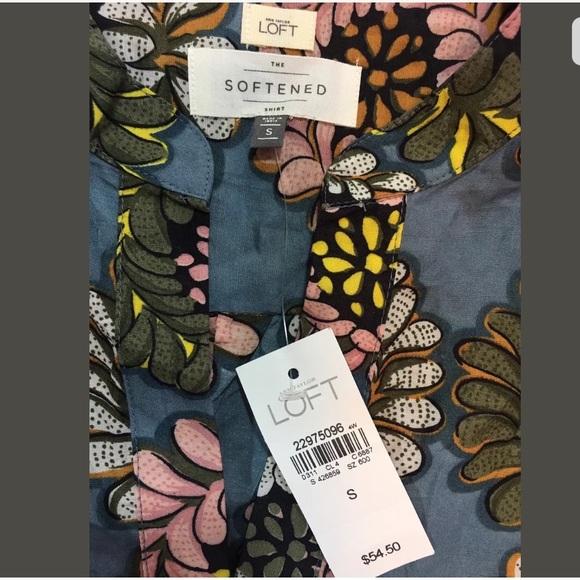 Ann Taylor Loft Women's Blouse Size: Small - Picture 5 of 5