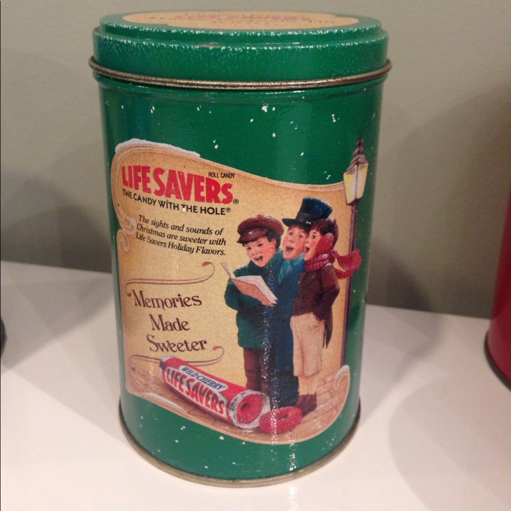 Vintage Christmas Life Savers Tin 1990 Caroling