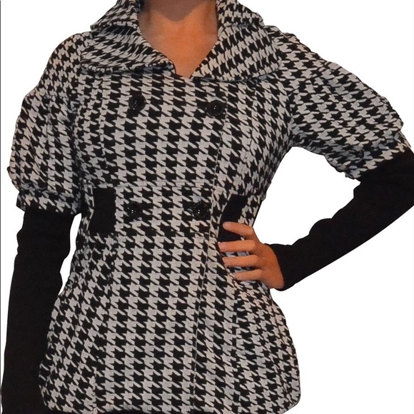 Houndstooth coat with black sweater sleeves (B51) - Picture 2 of 2