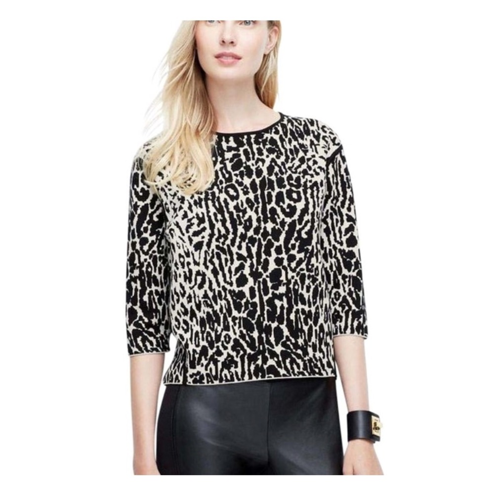 ANN TAYLOR // Structured Leopard Print Sweater, M