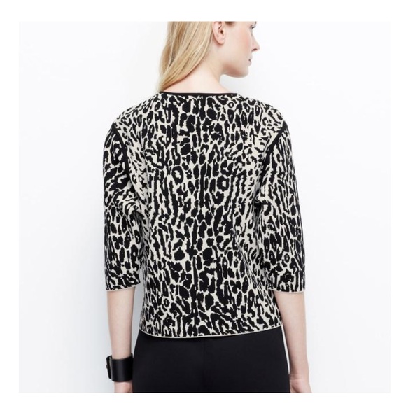 ANN TAYLOR // Structured Leopard Print Sweater, M - Picture 3 of 8