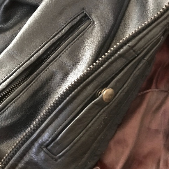 Real leather Motorcycle jacket w /removable liner - Picture 6 of 7