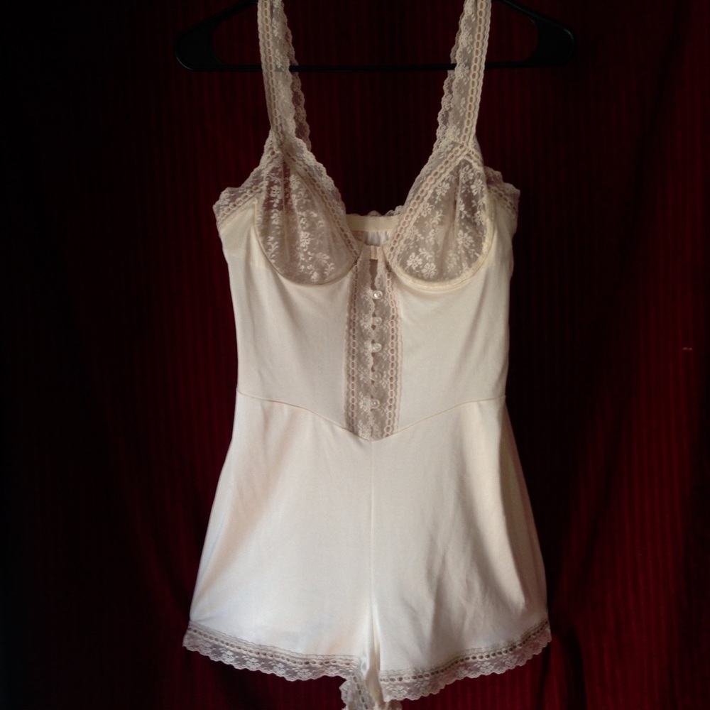 💗SOLD ON ETSY💗Vintage Lingerie