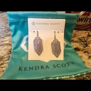 Kendra Scott Palmer earrings