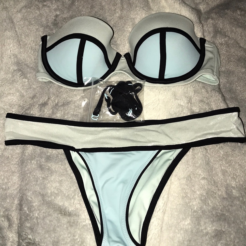 Vs bikini