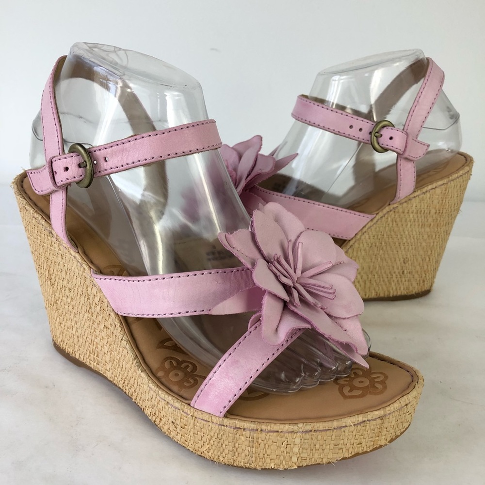 Born Wedge Platform Heeled Sandals Toe Thong