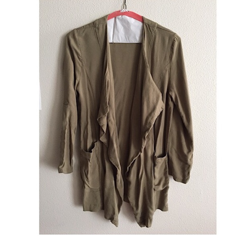 Sophie rue cardigan