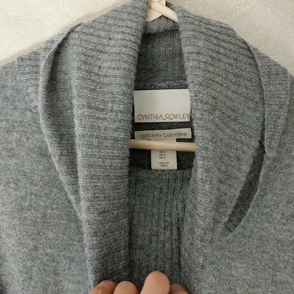 Cynthia Rowley 100% Cashmere Turtleneck Sweater - Picture 3 of 5