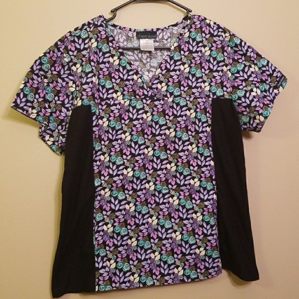Cherokee Scrub Top