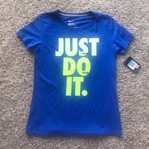Nike Women’s Just Do It Shirt