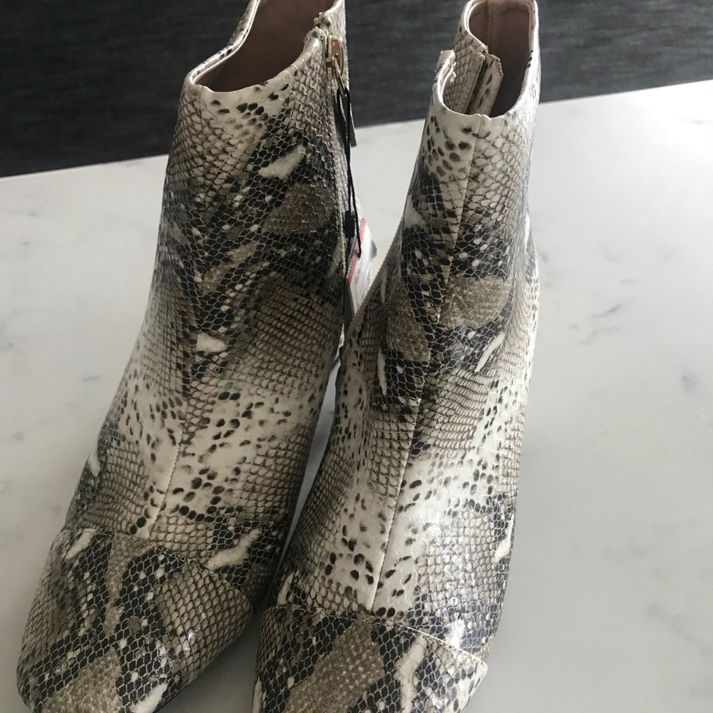 Zara boots