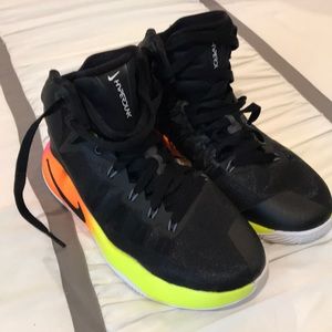 nike hyperdunk youth