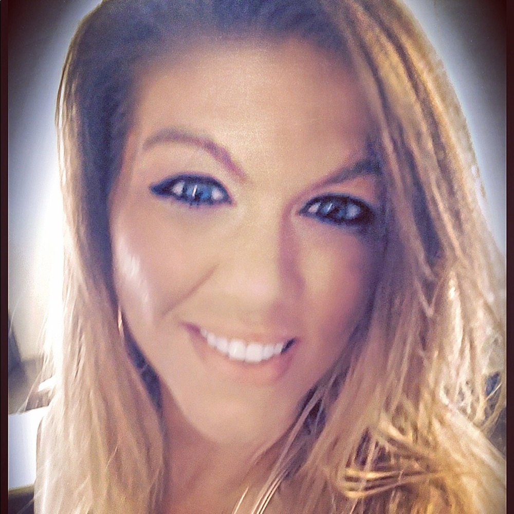 Meet your Posher, Gwendolyn