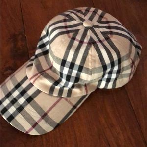 Burberry baseball cap hat