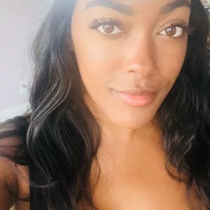 Meet your Posher, Eryn