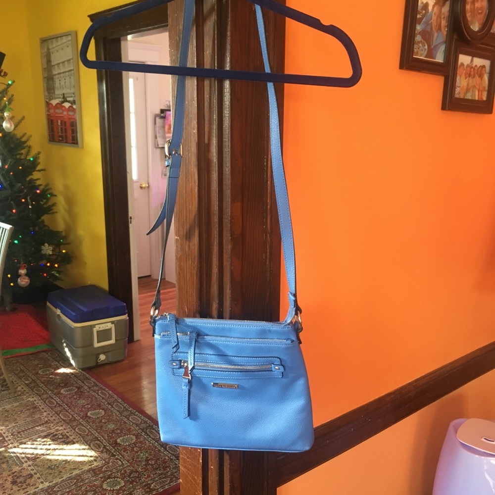 Dana Buchanan Gracie crossbody in bright blue