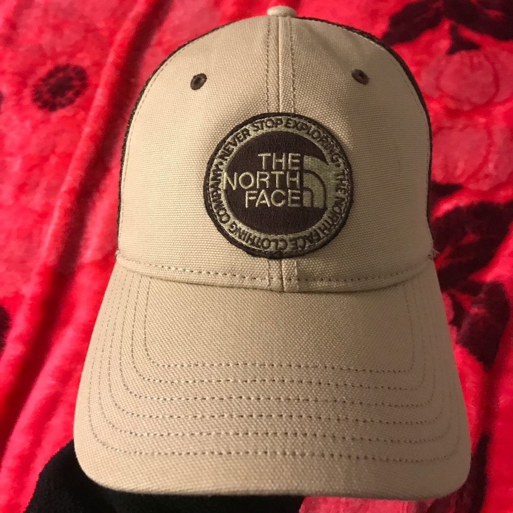 The North Face hat