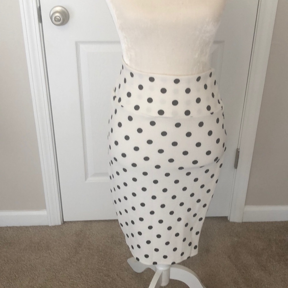 LulaRoe Cassie Polka Dot Skirt