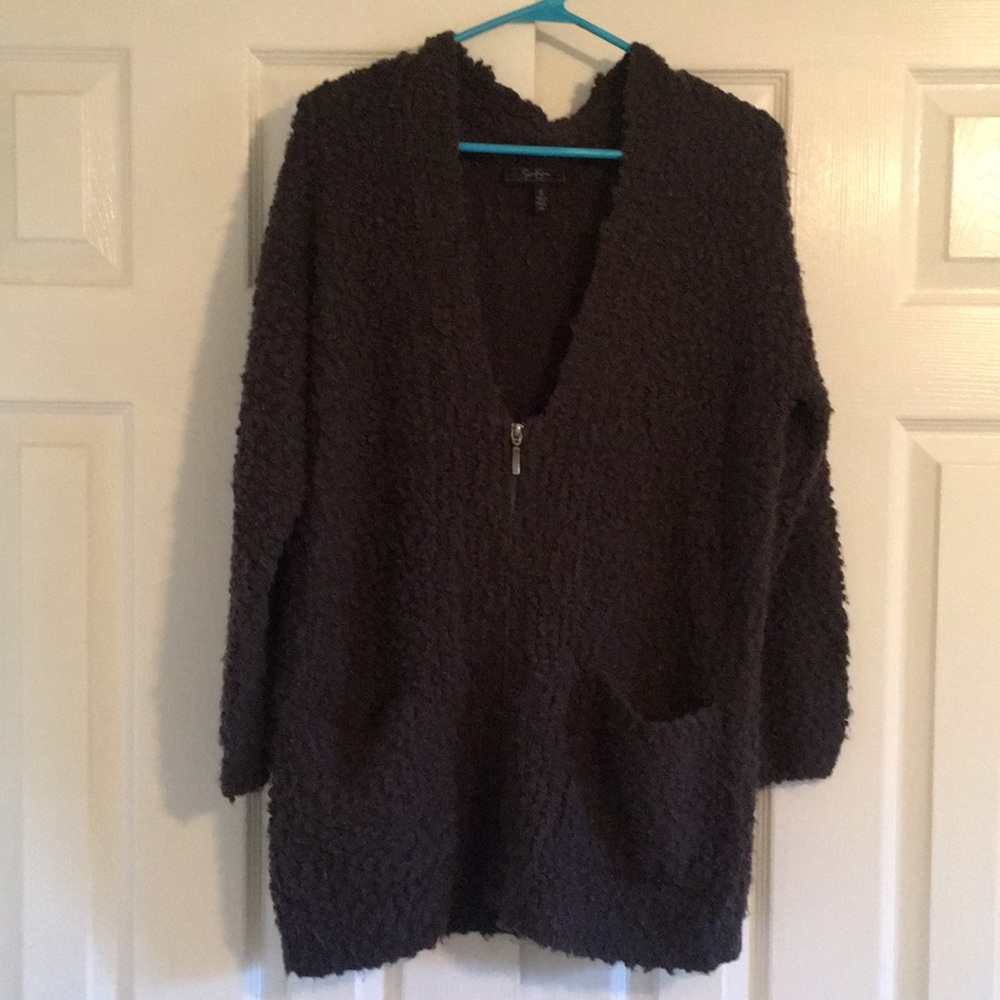 Jessica Simpson sweater