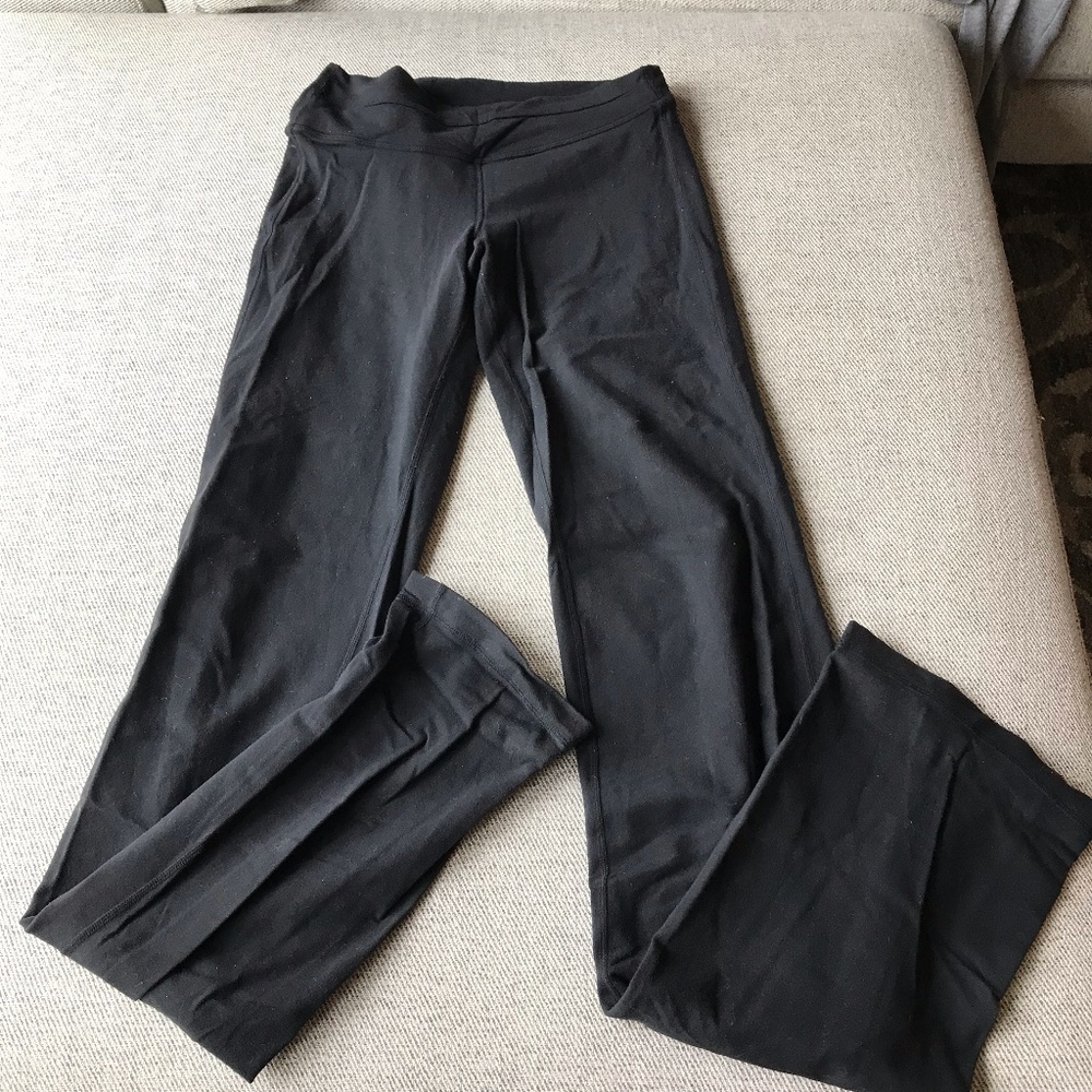 Lululemon yoga pants